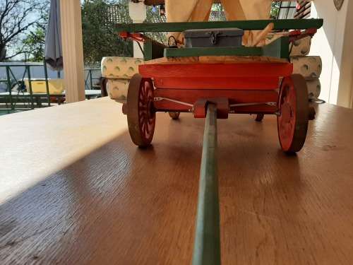 ABSOLUTELY STUNNING    LARGE VOORTREKKER OXWAGEN MODEL     DETAILED !