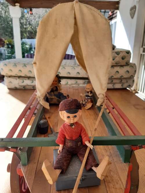 ABSOLUTELY STUNNING    LARGE VOORTREKKER OXWAGEN MODEL     DETAILED !