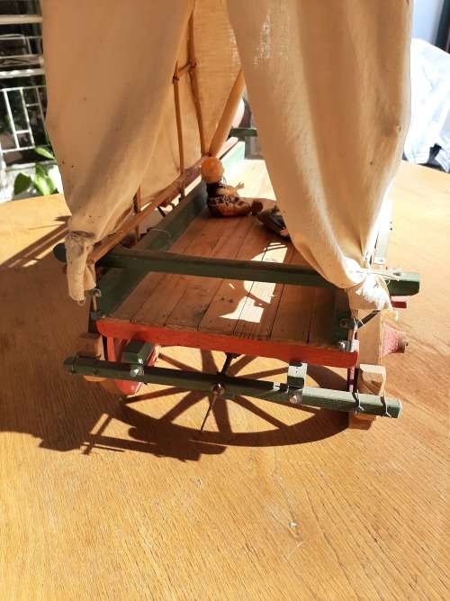 ABSOLUTELY STUNNING    LARGE VOORTREKKER OXWAGEN MODEL     DETAILED !