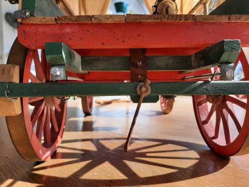 ABSOLUTELY STUNNING    LARGE VOORTREKKER OXWAGEN MODEL     DETAILED !