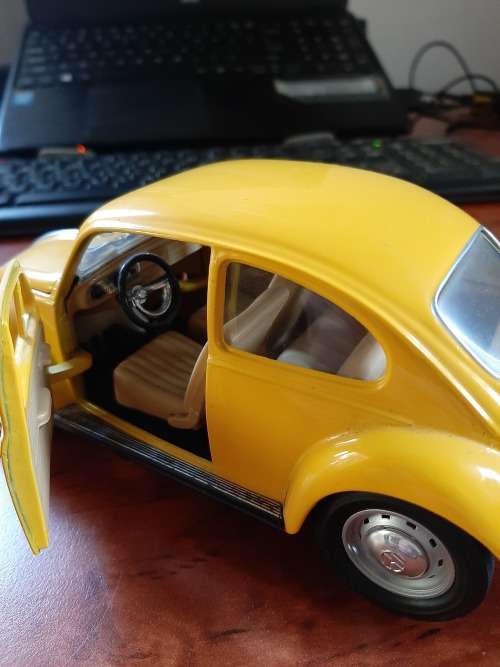 1967  large model  beetle  die cast   Great condition