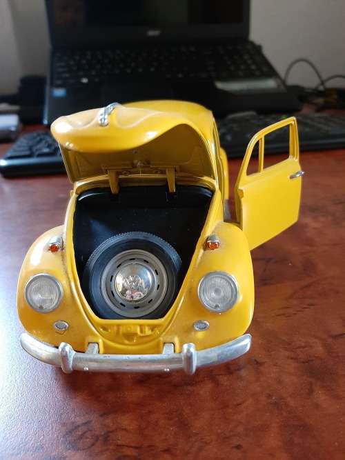 1967  large model  beetle  die cast   Great condition