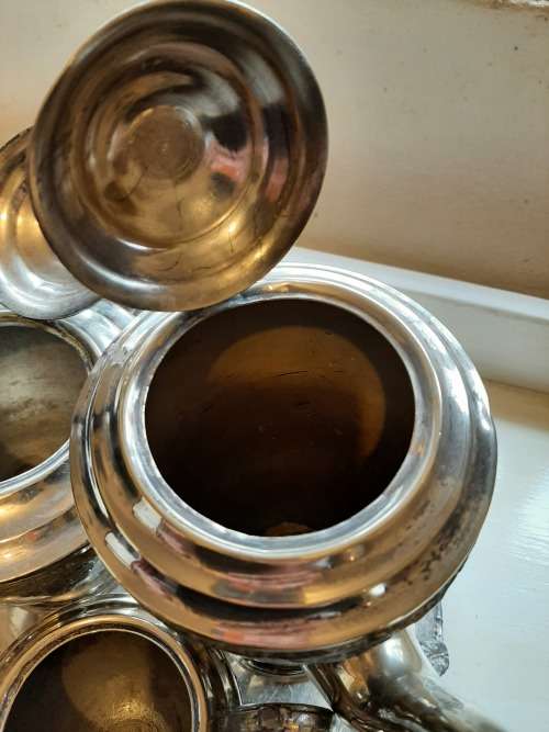 STUNNING ANTIQUE HEAVY VICTORIAN SERANCO SILVERPLATED SET MADE LATE 1800`S  to early 1900`s