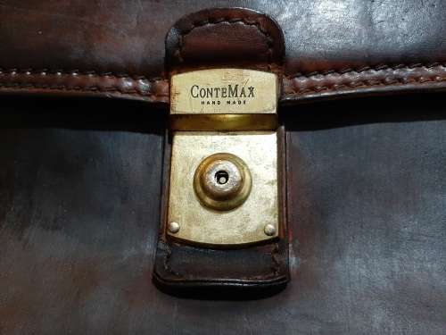 BEAUTIFULL  VINTAGE GENIUNE LEATHER ITALIAN MEN`S BRIEFCASE