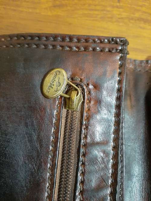 BEAUTIFULL  VINTAGE GENIUNE LEATHER ITALIAN MEN`S BRIEFCASE