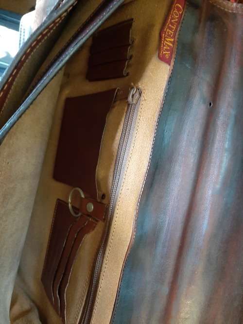BEAUTIFULL  VINTAGE GENIUNE LEATHER ITALIAN MEN`S BRIEFCASE