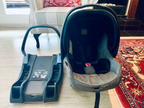 Peg Perego Pliko P3 Compact travel system with belted base