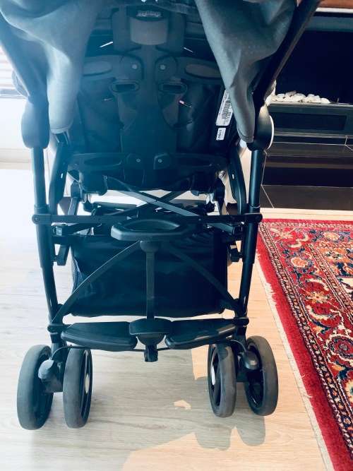 Peg Perego Pliko P3 Compact travel system with belted base