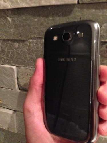 Samsung Galaxy S3 (Titanium Grey) Mint Condition, January upgrade hardly used, use on any network