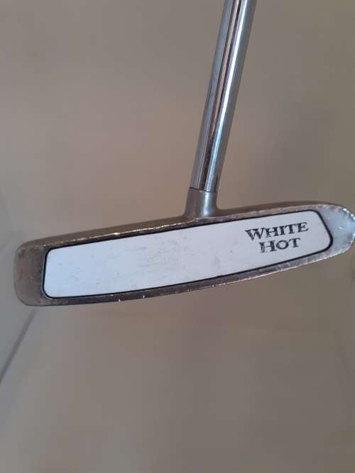 Odyssey White Hot #2 Center-shafted putter