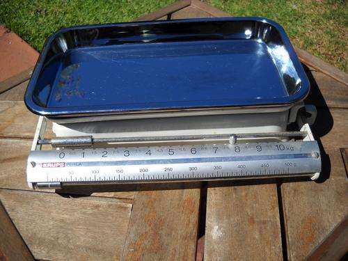 GERMAN QUALITY!!!! VINTAGE KRUPS KITCHEN SCALE WEIGHT IN GRAMS IN  GREAT CONDITION