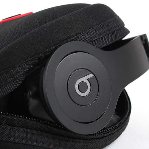BEATS BY DRE SOLO HD CARBON BLACK WIRED ON-EAR HEADPHONES (NEW!!!)