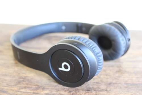 BEATS BY DRE SOLO HD CARBON BLACK WIRED ON-EAR HEADPHONES (NEW!!!)