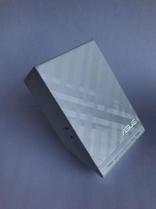 Asus RP-N53 N600 Dual Band Wireless Repeater (as new)