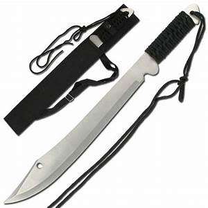 MACHETTE WITH SHEATH AND PARACORD HANDLE