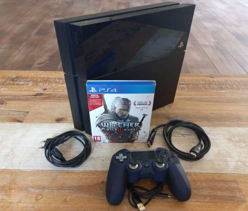 Ps4 Console [First Edition]