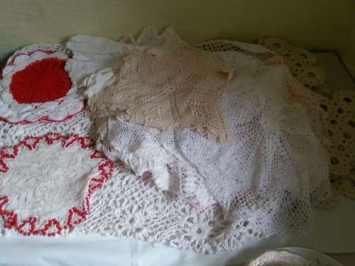 HUGE ASSORTMENT OF VINTAGE DOILIES - 53 ITEMS - all good condition