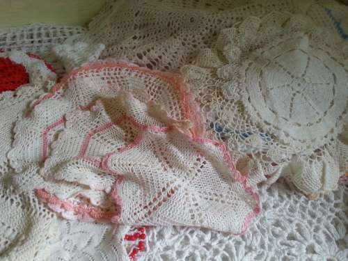 HUGE ASSORTMENT OF VINTAGE DOILIES - 53 ITEMS - all good condition
