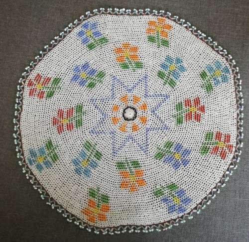 STUNNING VINTAGE BEADED DOILIE / MAT - 30 CM
