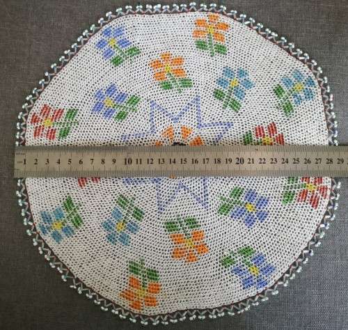 STUNNING VINTAGE BEADED DOILIE / MAT - 30 CM