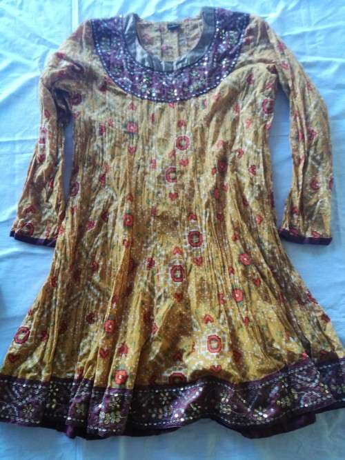 PRE LOVED INDIE/BOHO DRESSES & SCARVES - 10 ITEMS