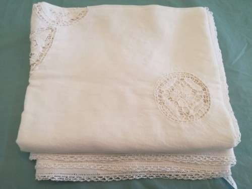 LARGE VINTAGE  LINEN WHITE TABLECLOTH - CROCHET LACE INSERTS - PERFECT