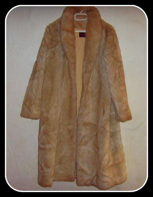 FAUX FUR VINTAGE LADIES LONG COAT