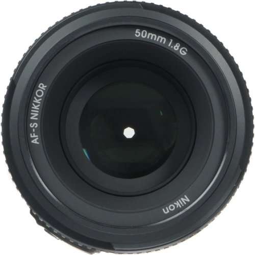 Nikon AF-S  NIKKOR 50mm 1:1.8G Lens with Auto Focus for Nikon DSLR Cameras