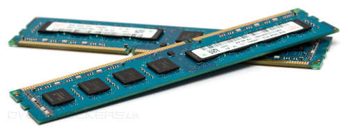 Hynix 4GB 2RX8 PC3-12800U-11-11-B1   (HMT351U6CFR8C - PB NO AA )