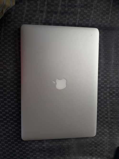 MacBook Pro with Retina display i7  2.2GHz 16 GB Ram 256GB SSD 15" 2015 Model