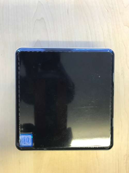 INTEL NUC7I3BNH Core I3 - 3.2GHz 7th GEN 4 GB Ram  500 GB HDD