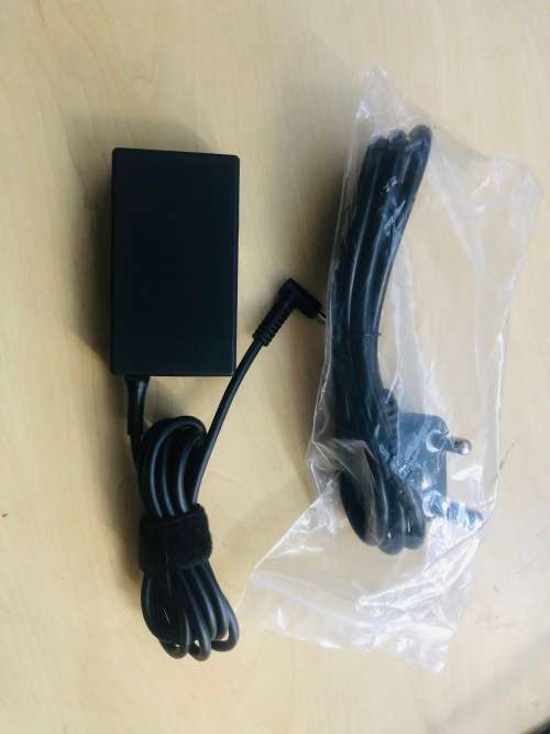 Original 65W HP Charger Small Blue Pin 19.5V---3.33A  50-60Hz