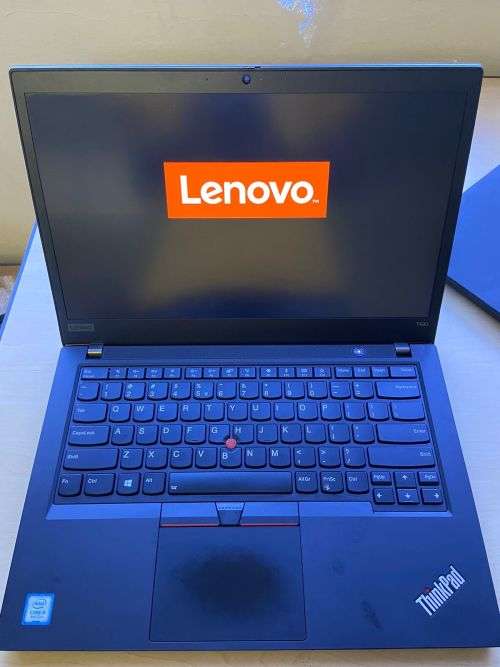 LENOVO Thinkpad T490 i5- 8265U 1,8GHz 8GB Ram 256GB SSD 14` UHD Graphics 620 Screen