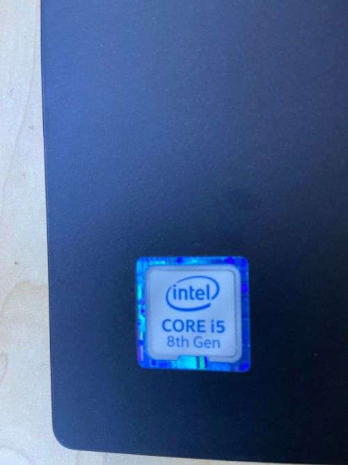 LENOVO Thinkpad T490 i5- 8265U 1,8GHz 8GB Ram 256GB SSD 14` UHD Graphics 620 Screen