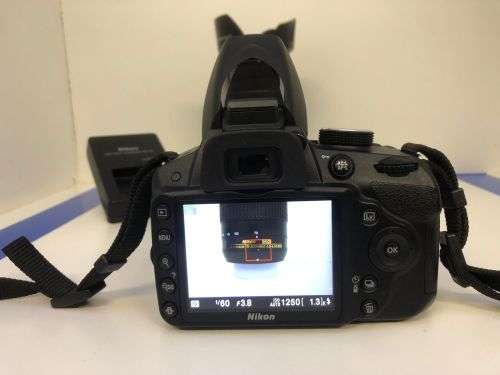 NIKON D3200 DSLR Camera With 2 x Lens and accessories Excellent Condition As new