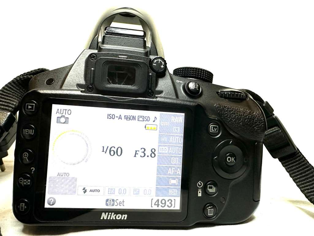 NIKON D3200 with  1x NIKON DX VR 18-55mm Lens  NIKON Battery SD Card