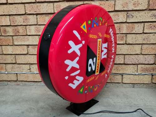 Light Box - 2m - Mac Mahon