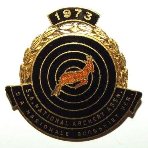 1973 SA Archery Association Springbok Metal Lapel Pin Badge