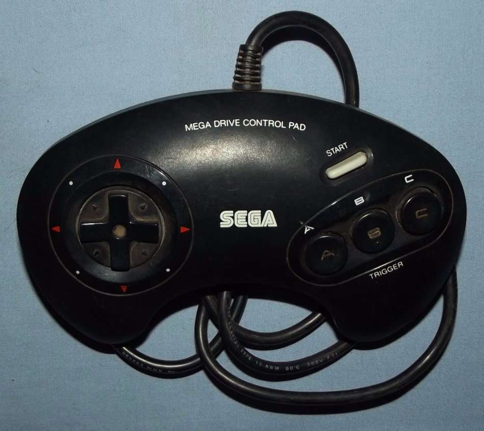 Old SEGA Mega Drive Control Pad Controller