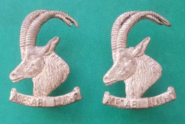 Old Rhodesia Armoured Car Regiment Metal Collar Badges