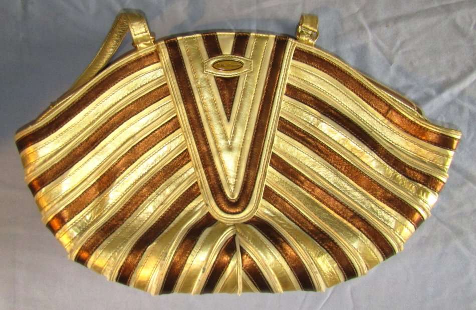 Large Vintage Bella Bianca Gold Handbag
