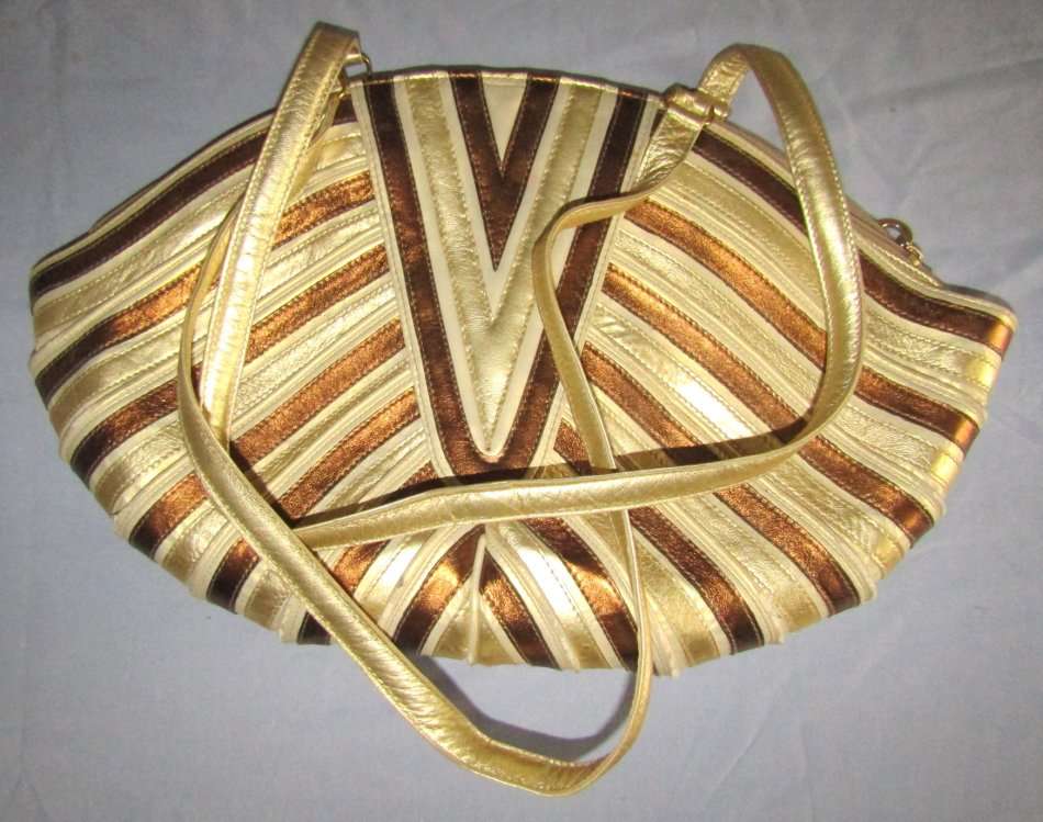Large Vintage Bella Bianca Gold Handbag
