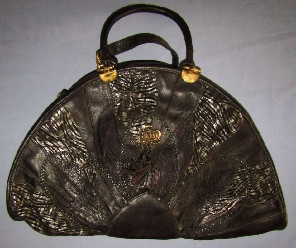 Large Vintage Black Leather Handbag