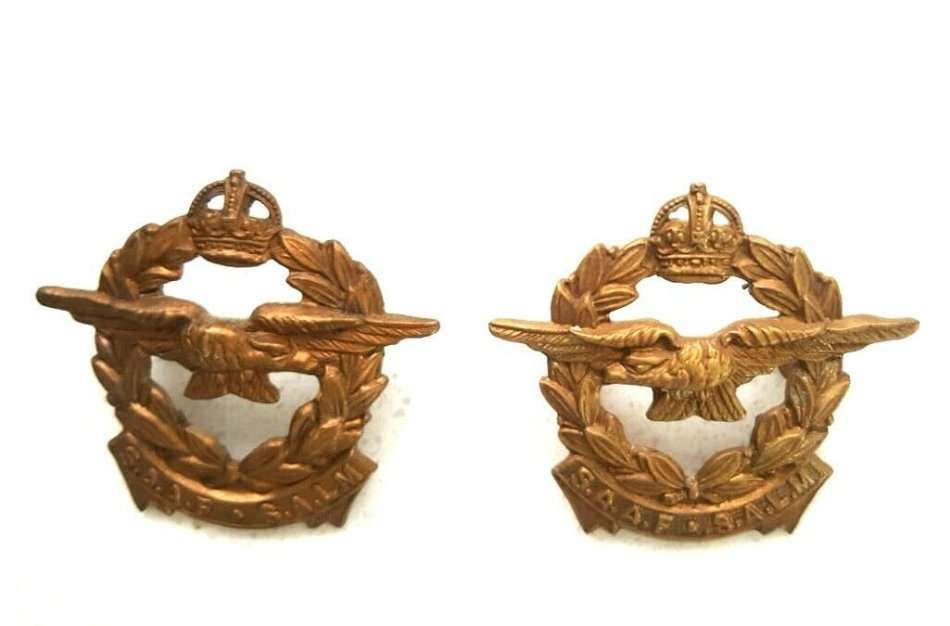 Pair of WW2 South African Airforce Collar Badges