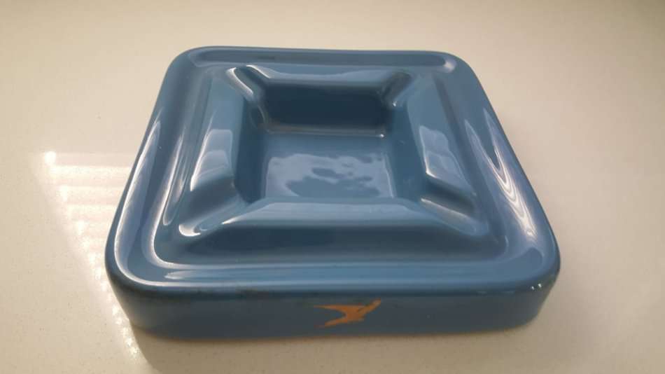 VINTAGE SAA FLYING SPRINGBOK CERAMIC ASHTRAY