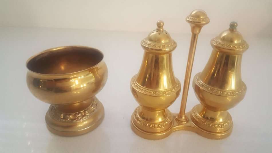 VINTAGE LARGE GOLD PLATED SALT / PEPPER SET & SUGAR BOWL