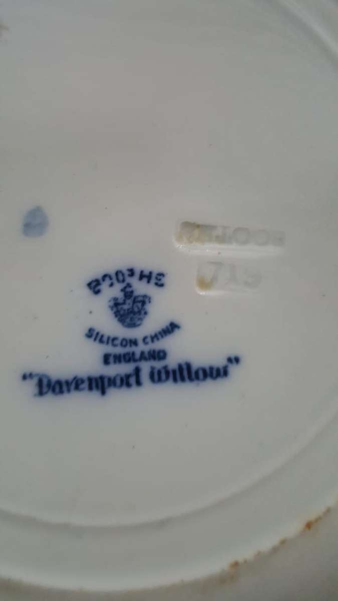 ANTIQUE LARGE BLUE & WHITE CHINESE SCENE DAVENPORT WILLOW SOUP PLATE