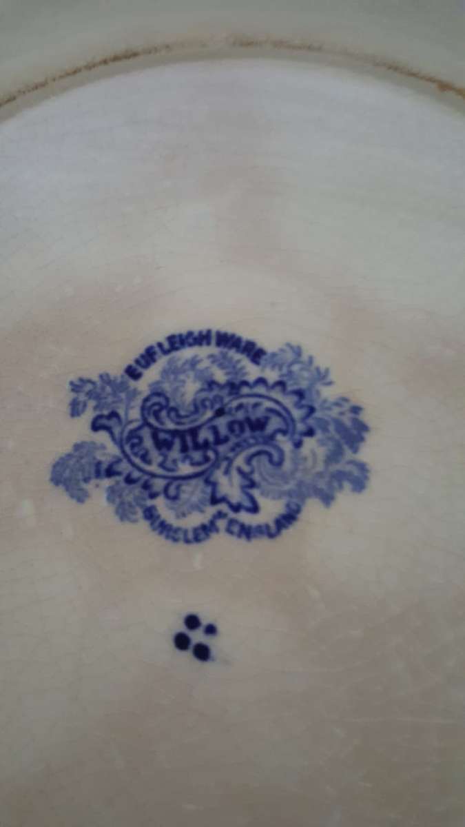ANTIQUE BURLEIGHWARE WILLOW PATTERN BLUE & WHITE CHINESE SCENE PLATE