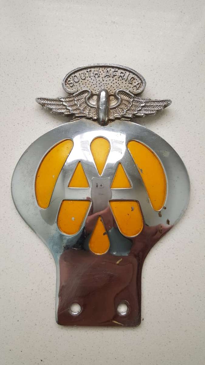 VINTAGE AA SOUTH AFRICA CAR BUMPER BADGE