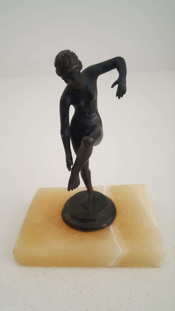 VINTAGE SMALL BRONZE BUST ON MARBLE